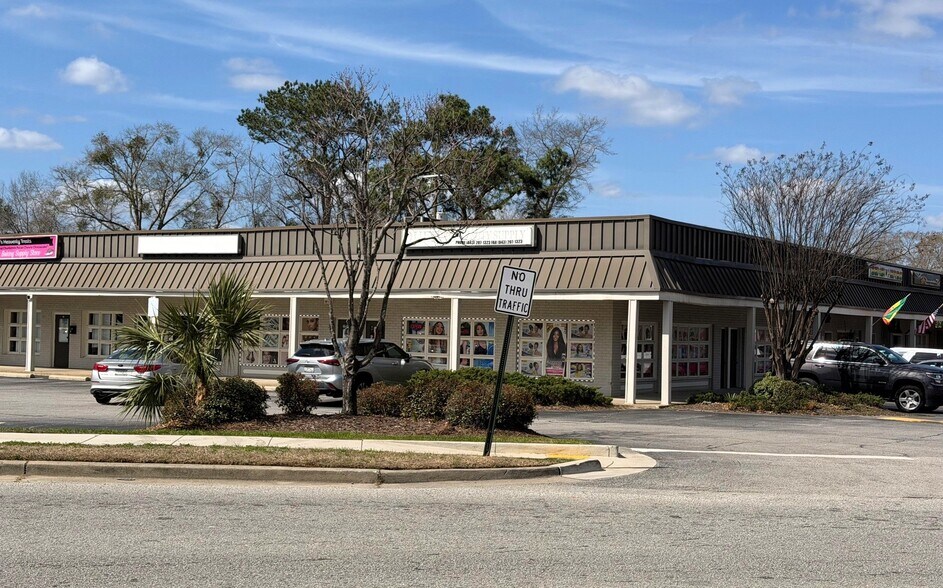 More Photos Of 3316 Ashley Phosphate Rd, North Charleston Unknown For Lease