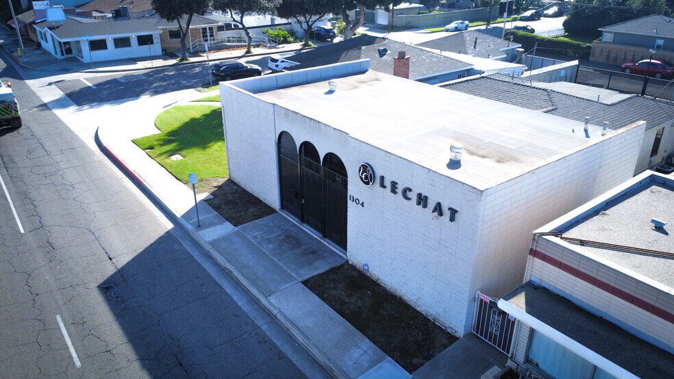 More Photos Of 1304 W Commonwealth Ave, Fullerton Office For Sale