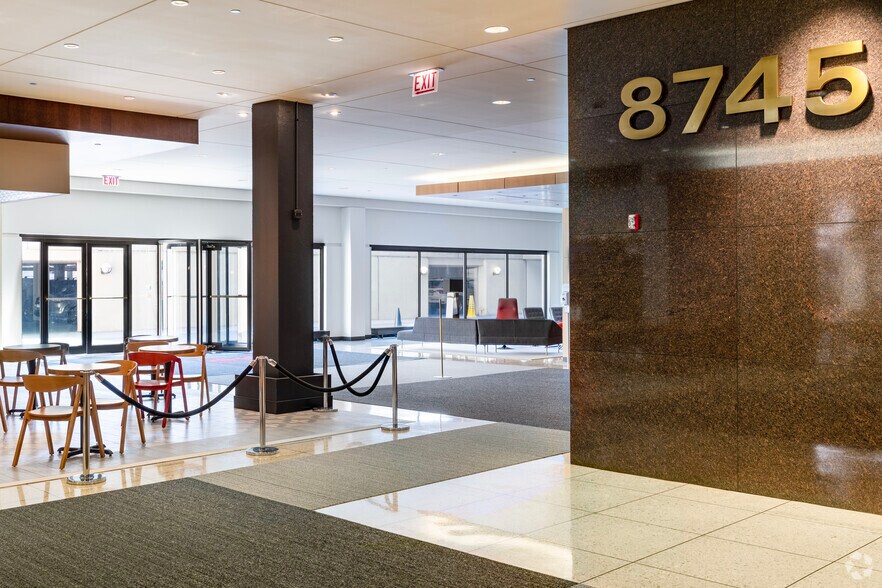 More Photos Of 8745 W Higgins Rd, Chicago Office For Sale