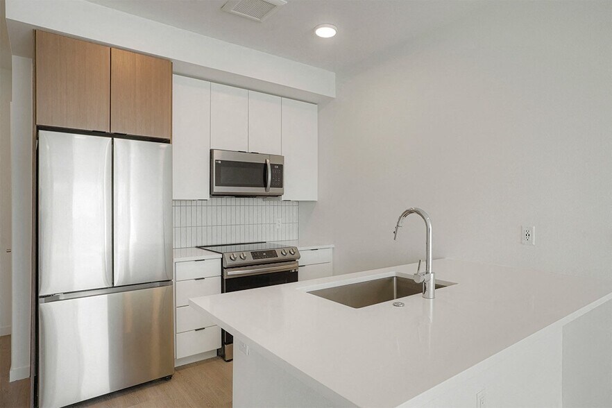 More Photos Of 1040 Santa Fe Dr, Denver Apartments For Lease