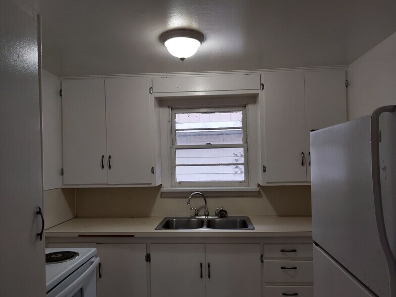 More Photos Of 350 SE Lilly Ave, Corvallis Apartments For Sale