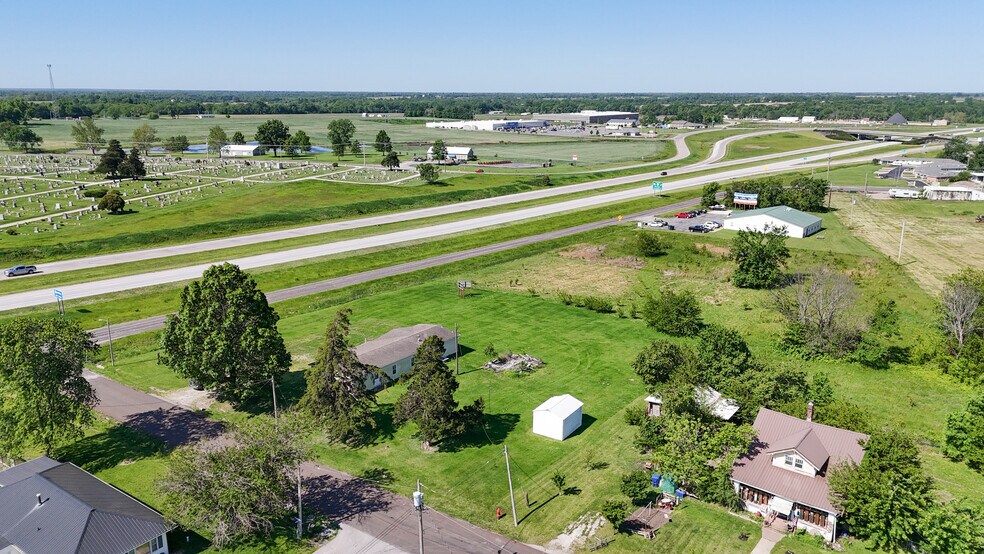 More Photos Of 806 S Brunswick St, Brookfield Land For Sale