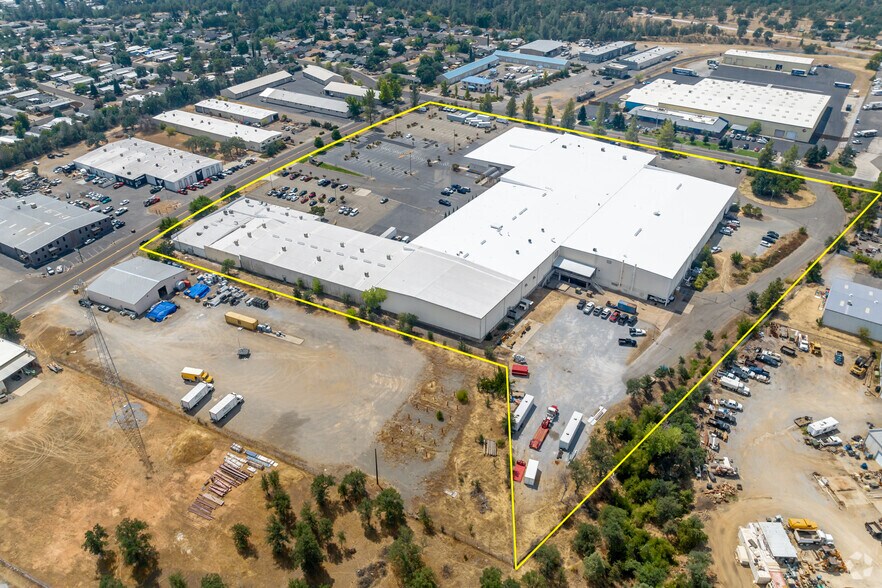 More Photos Of 4300-4356 Caterpillar Rd, Redding Manufacturing For Sale