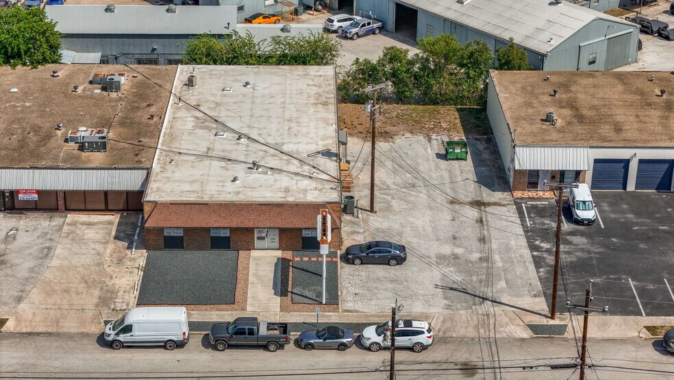 Primary Photo Of 8402 Speedway Dr, San Antonio Warehouse For Sale