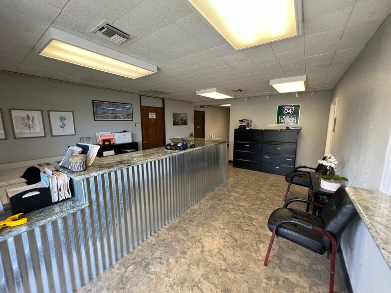 More Photos Of 8120 35th Ave, Sacramento Manufacturing For Lease