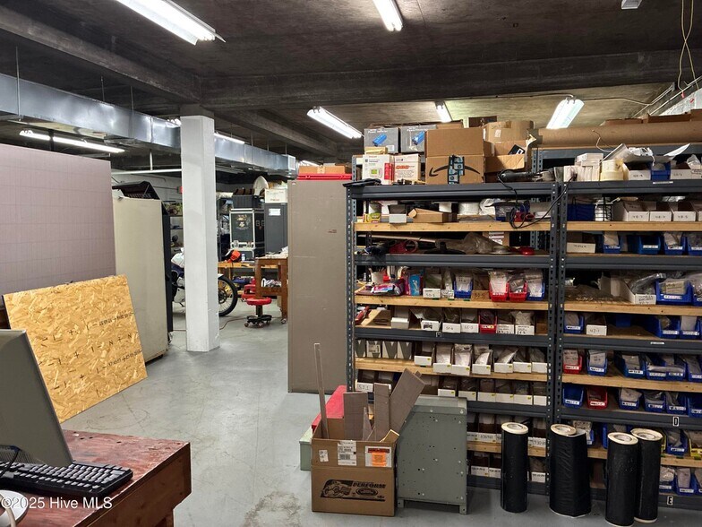 More Photos Of 161 T Com Dr, Elizabeth City Warehouse For Sale