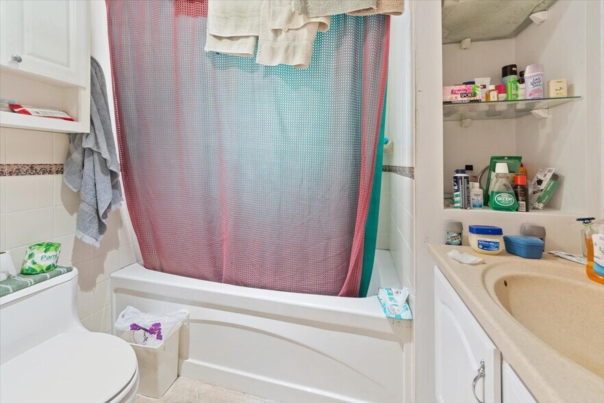 More Photos Of 30 College Pl, Yonkers Multifamily For Sale