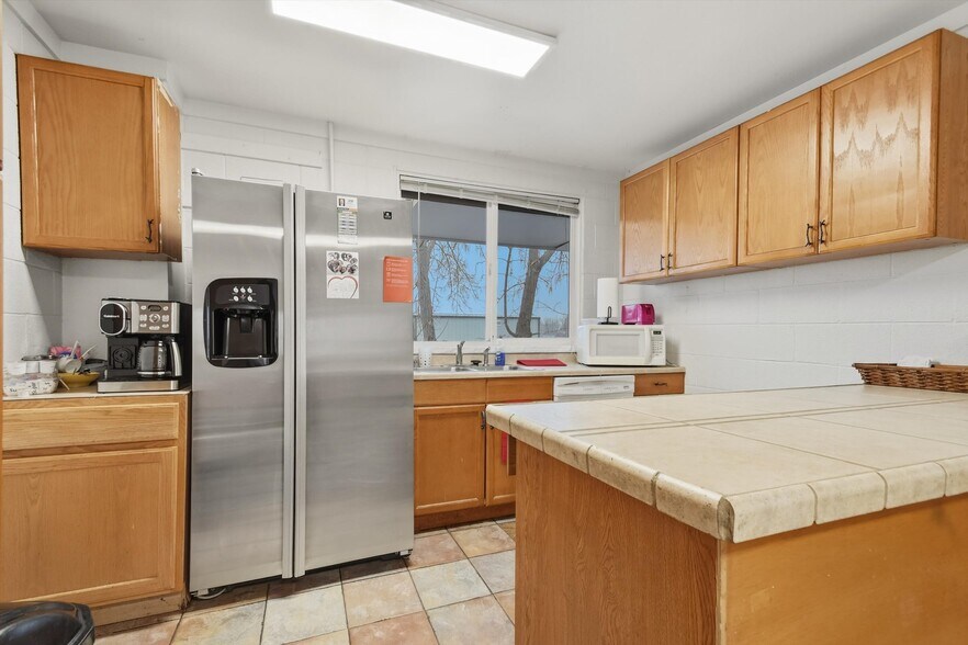More Photos Of 16099 S Golden Rd, Golden Freestanding For Sale