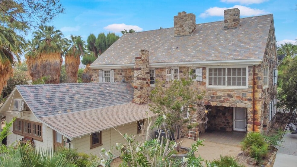 More Photos Of 74744 Joe Davis Dr, Twentynine Palms Hotel For Sale