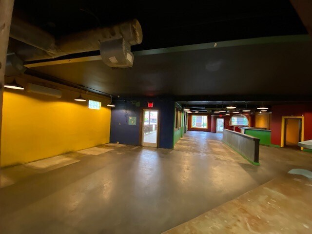 More Photos Of 2719 Race St, Fort Worth Restaurant For Lease