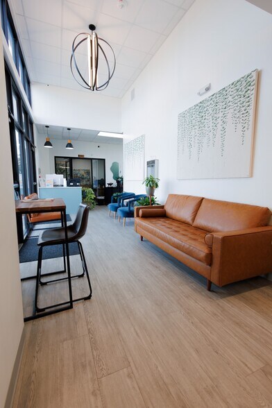 More Photos Of 101 Grant Pl, Lowell Medical For Lease