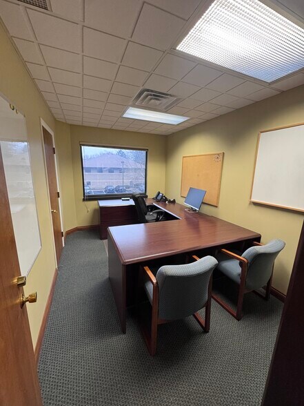 More Photos Of 7086 Corporate Way, Dayton Office For Lease