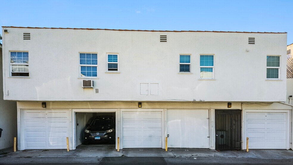 More Photos Of 205 S Reeves Dr, Beverly Hills Apartments For Sale