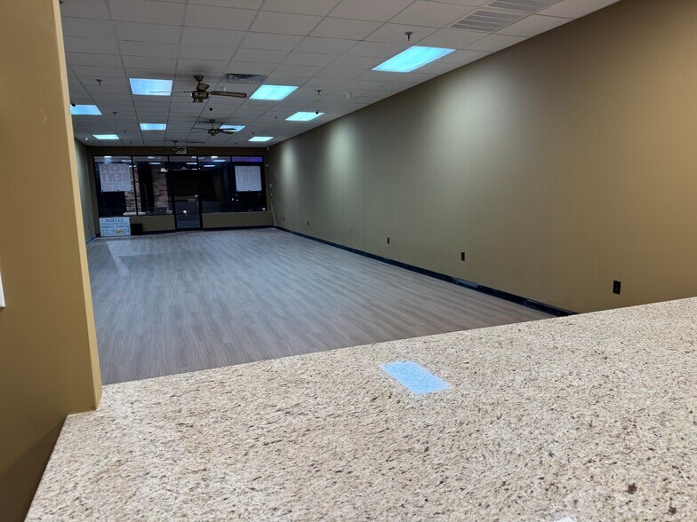 More Photos Of 470-582 State Route 35, Red Bank Freestanding For Lease