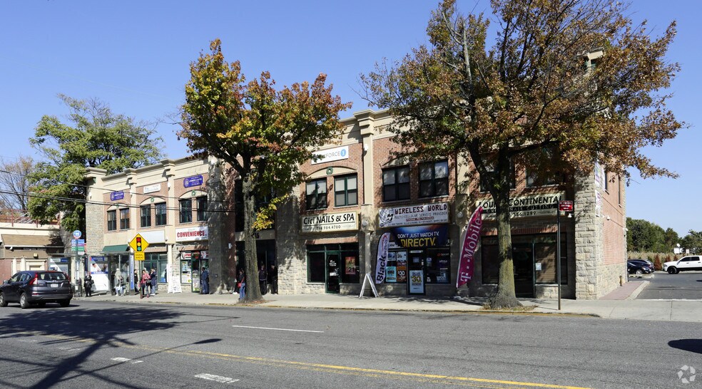 More Photos Of 3845 Richmond Ave, Staten Island Storefront Retail Office For Lease