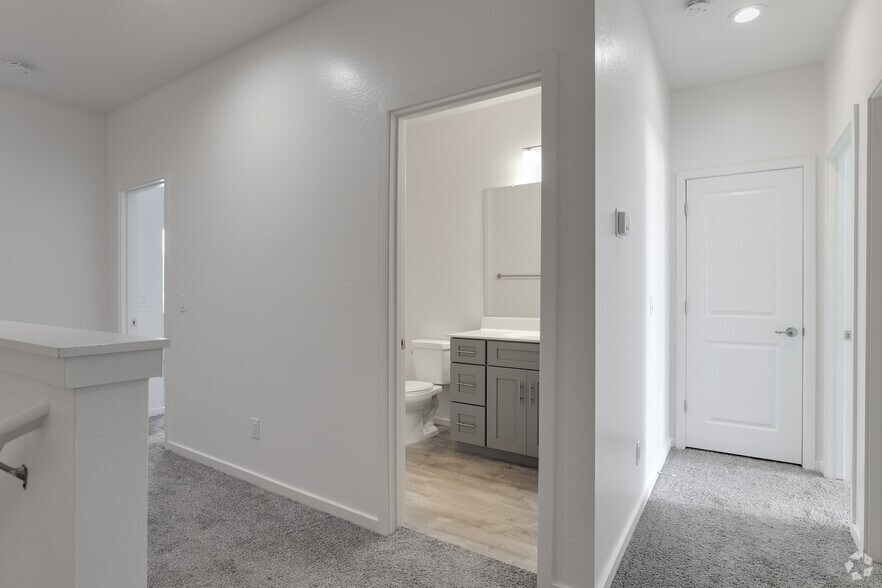 More Photos Of 701 N McQueen Rd, Chandler Apartments For Sale