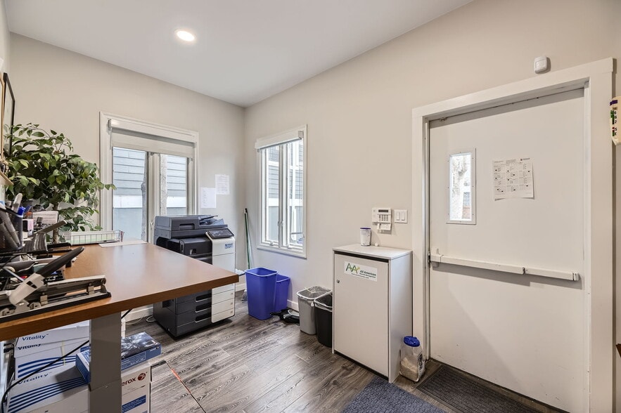 More Photos Of 1761 N Emerson St, Denver Loft Creative Space For Sale