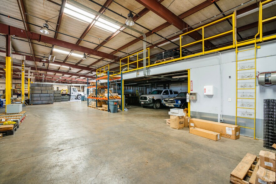 More Photos Of 225 Metro Dr, Terrell Unknown For Sale