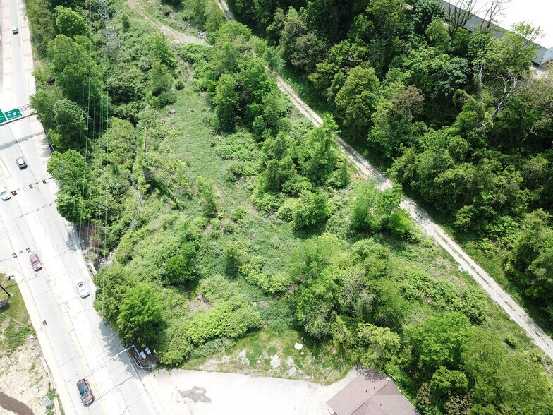 More Photos Of 700 Rodi Rd, Pittsburgh Auto Repair For Sale