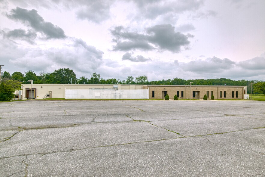 More Photos Of 5190 Dominion Dr, Dublin Warehouse For Sale