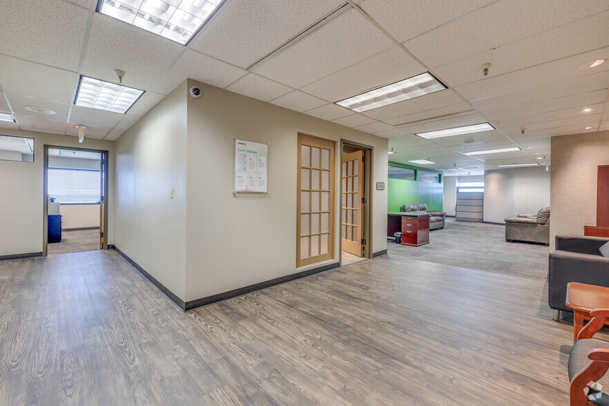 More Photos Of 5314 S Yale Ave, Tulsa Office For Lease