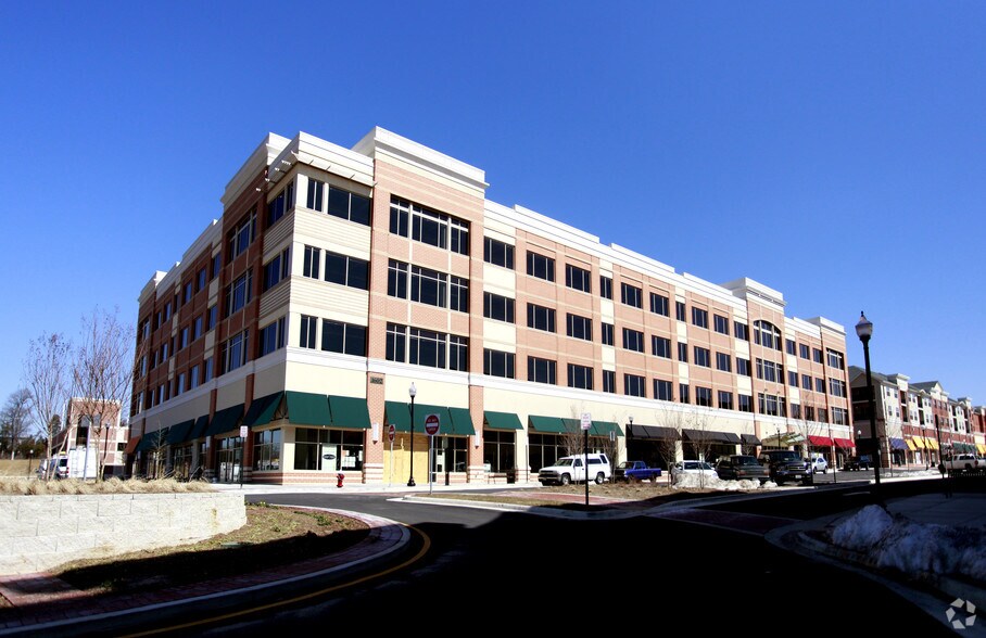 More Photos Of 1602 Village Market Blvd SE, Leesburg Office For Lease