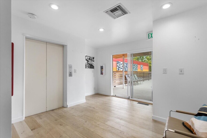 More Photos Of 111 Broadway, Oakland Office For Sale