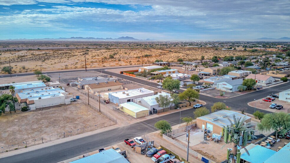 More Photos Of 2227 S Coconino Dr, Apache Junction Warehouse For Sale