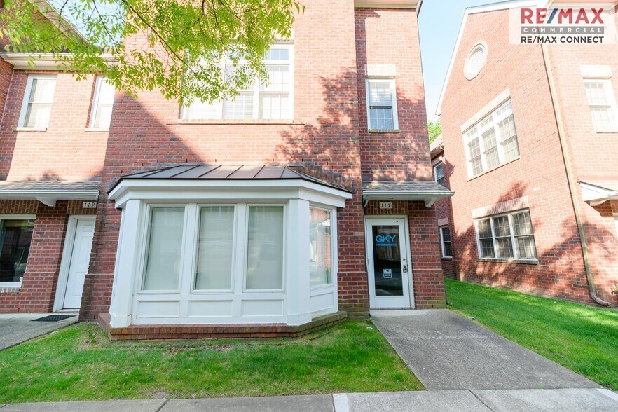 Primary Photo Of 117-119 Herman Melville Ave, Newport News Storefront Retail Residential For Lease