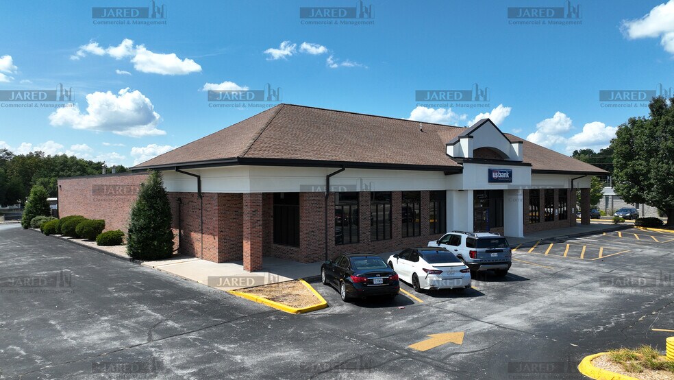 Primary Photo Of 1615 S Glenstone Ave, Springfield Bank For Lease