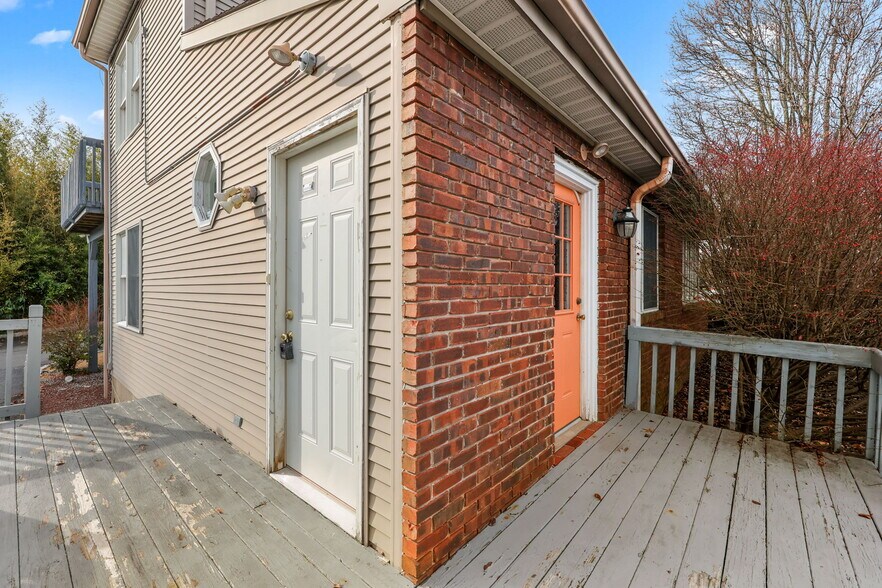 More Photos Of 863 State Rd, Princeton Medical For Lease