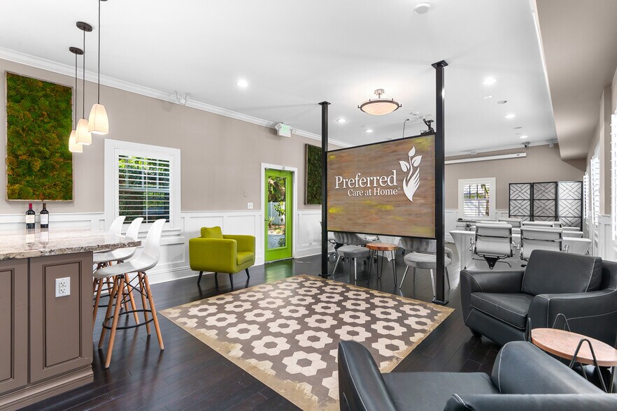 More Photos Of 354 NE 1st Ave, Delray Beach Office For Sale