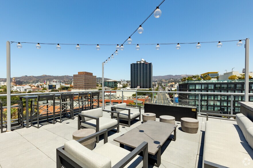 More Photos Of 1331 N Cahuenga Blvd, Los Angeles Apartments For Lease