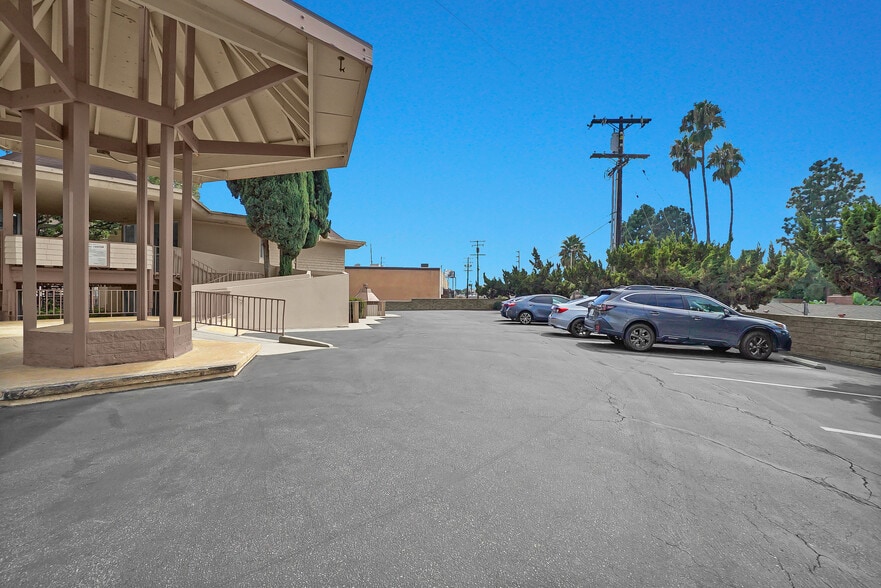 More Photos Of 11311 La Mirada Blvd, Whittier Medical For Lease