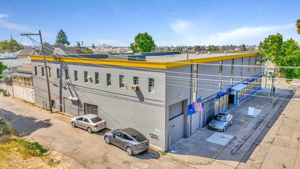 More Photos Of 1700 International Blvd, Oakland Warehouse For Sale