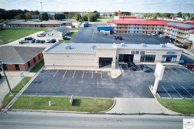 More Photos Of 770 Winchester Dr, Sedalia General Retail For Sale