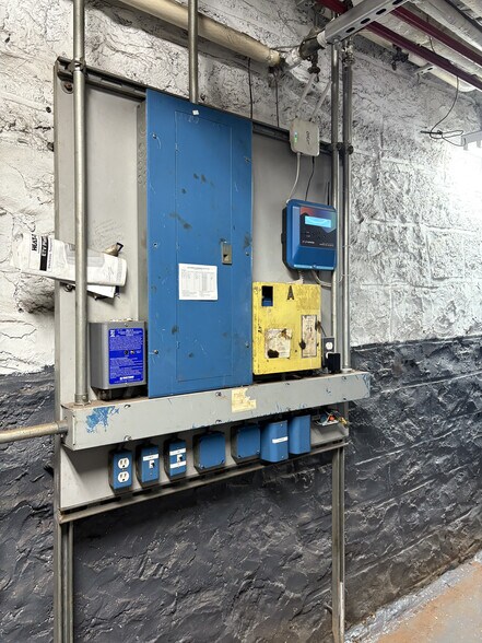 More Photos Of 550 W 180th St, New York Apartments For Sale
