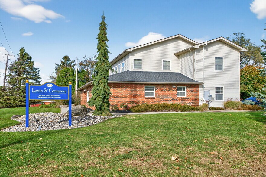 More Photos Of 6614 Ruppsville Rd, Allentown Office For Sale