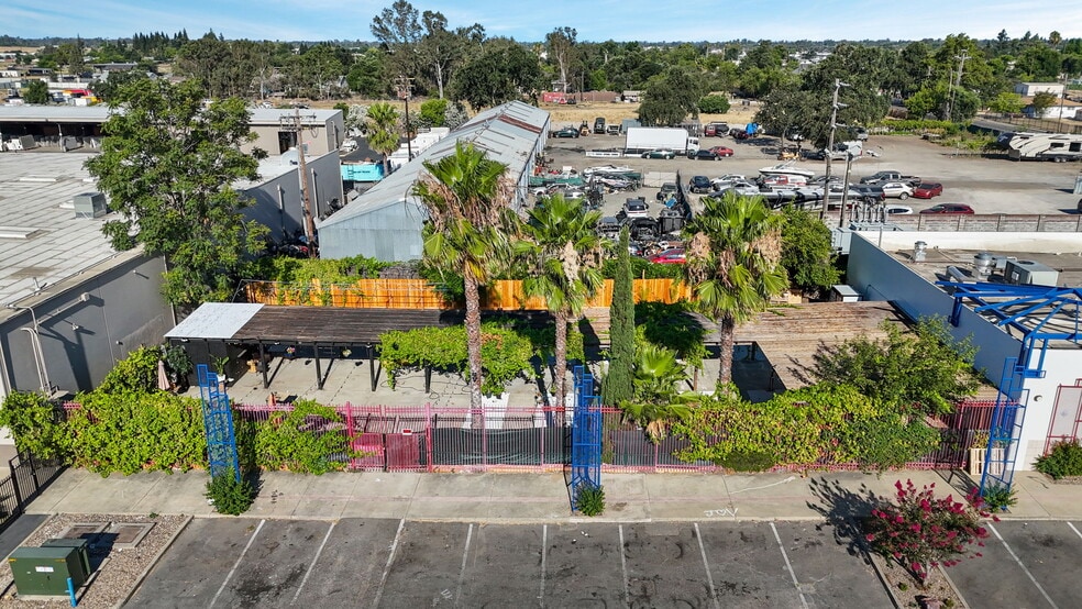 More Photos Of 7145 Watt Ave, North Highlands Freestanding For Sale