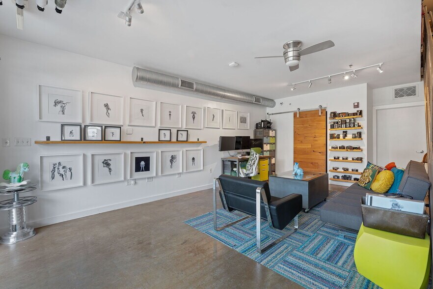 More Photos Of 1601 E Cesar Chavez St, Austin Apartments For Sale