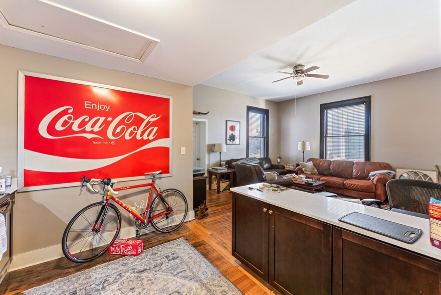 More Photos Of 1733 W Clinch Ave, Knoxville Apartments For Sale