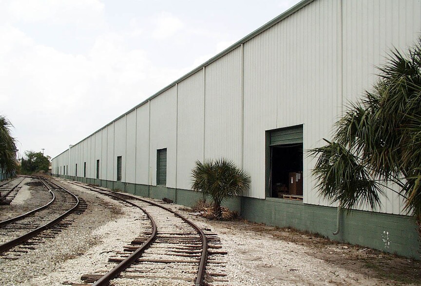 More Photos Of 2515 Shader Rd, Orlando Unknown For Lease