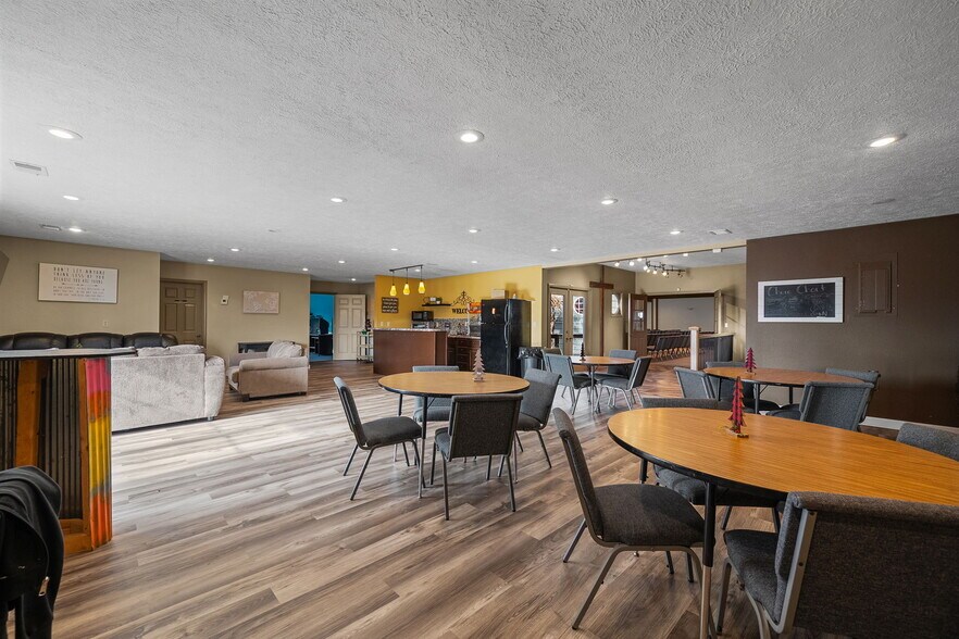 More Photos Of 25715 Highway 17, Waynesville Specialty For Sale