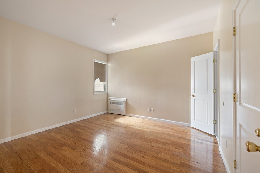 More Photos Of 342 Blauvelt Rd, Monsey Apartments For Sale