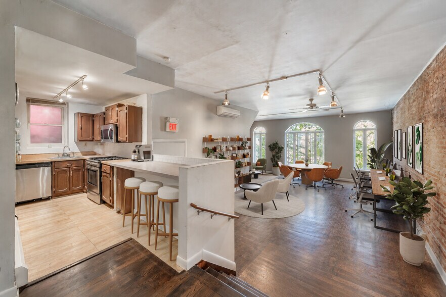 More Photos Of 251 Washington St, Jersey City Storefront Retail Residential For Sale
