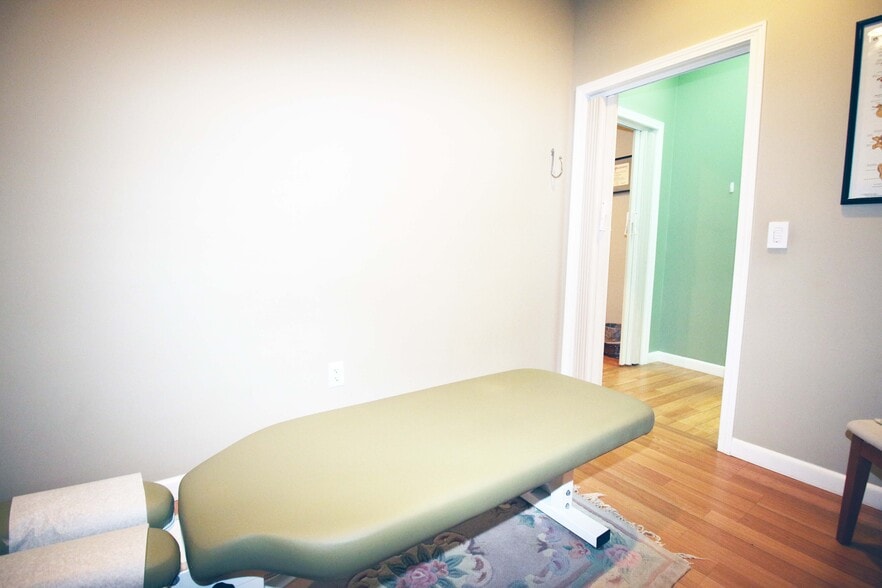 More Photos Of 845 N Main St, Providence Medical For Sale