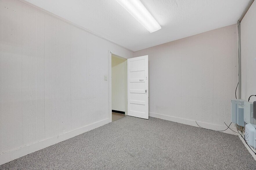 More Photos Of 44-46 Main St, Jackson Storefront Retail Office For Sale