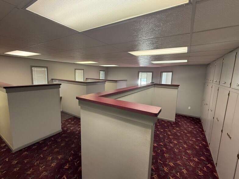 More Photos Of 1808 Hancock Dr, Bismarck Flex For Lease