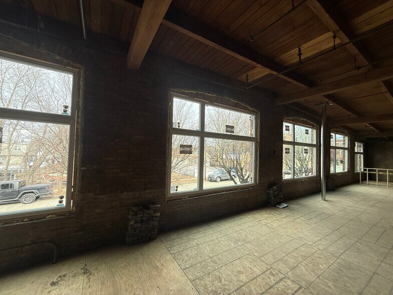 More Photos Of 2415 W 24th Pl, Chicago Warehouse For Sale