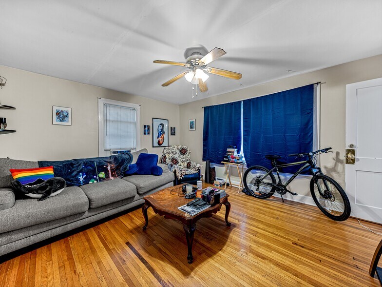 More Photos Of 1029 Patton St, Hendersonville Apartments For Sale